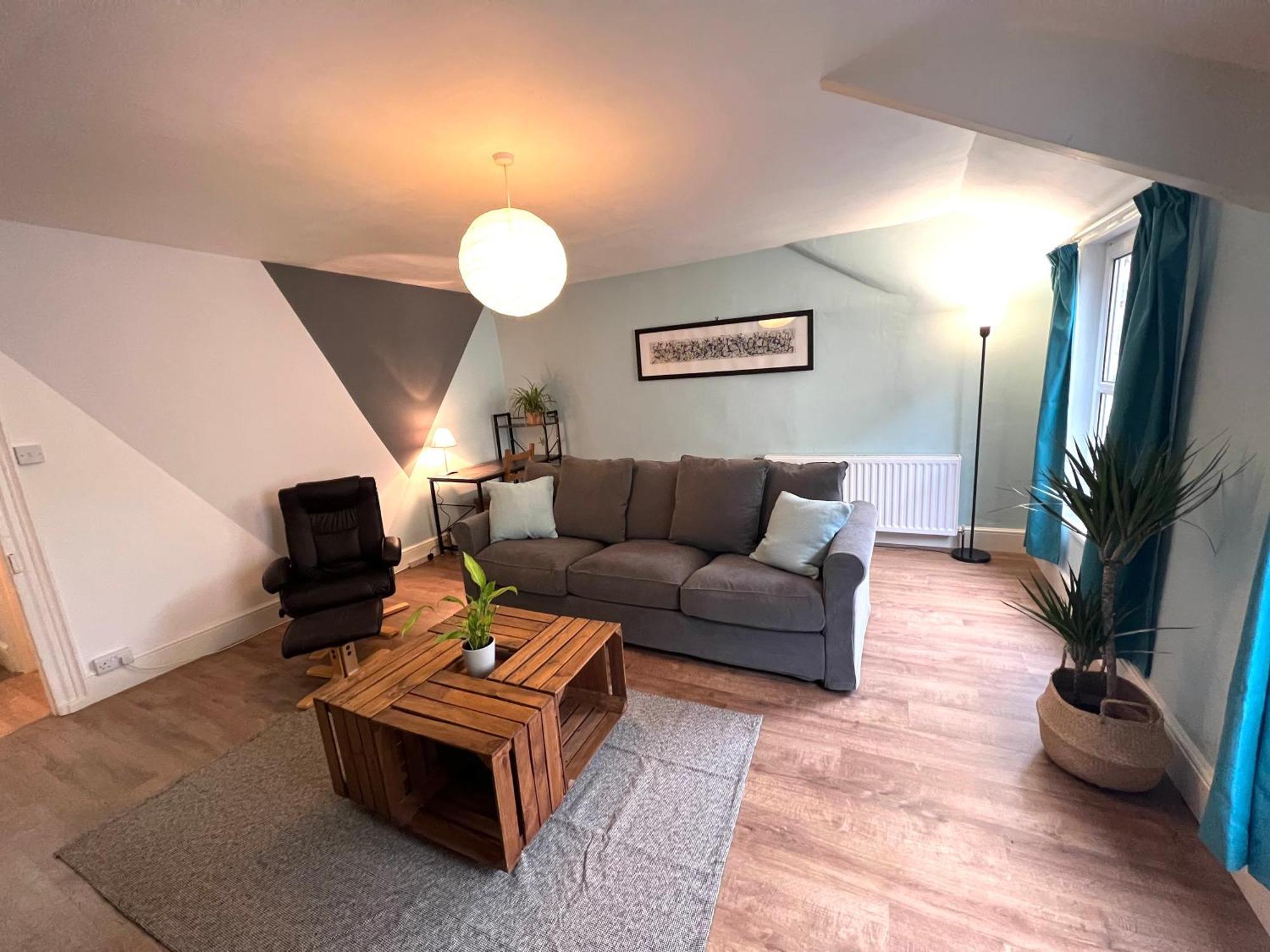 A Spacious 2 Bed Flat In Kingsbridge Town Eksteriør bilde