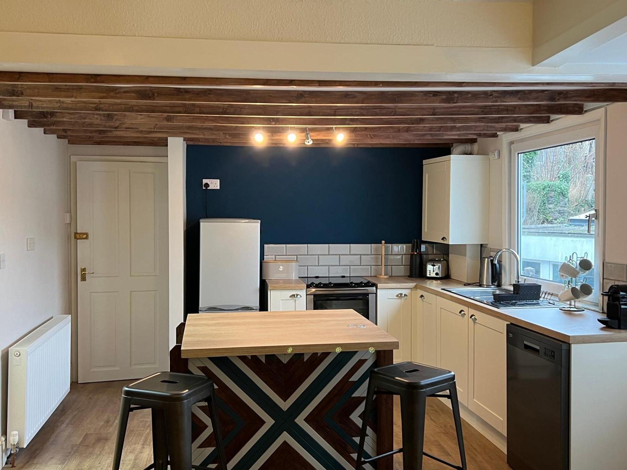 A Spacious 2 Bed Flat In Kingsbridge Town Eksteriør bilde